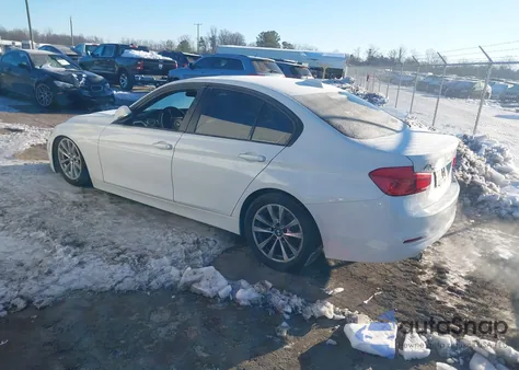 2018 BMW 320I xDrive из США, поврежденный, VIN WBA8E5G54JNU45782